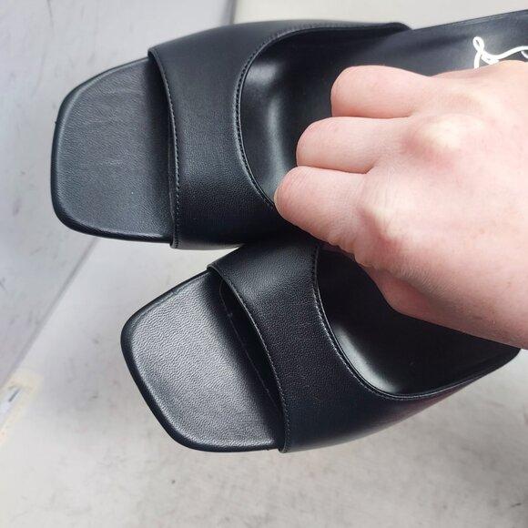 Christian Louboutin Black Condora Leather Heel Sandal - Picture 11 of 13